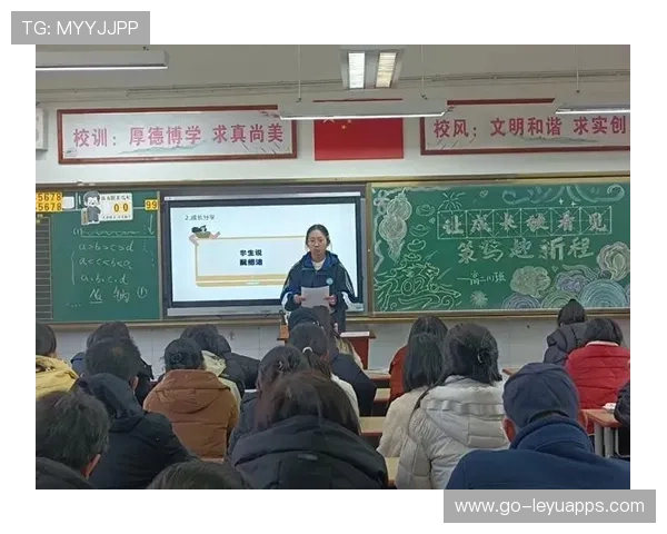 家校冲突再爆发，教师尊严到底谁来守？，家校冲突的原因以及解决策略