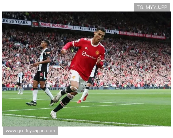 索博任球童迎C罗 如今同台梦幻对决，索帅和c罗队友