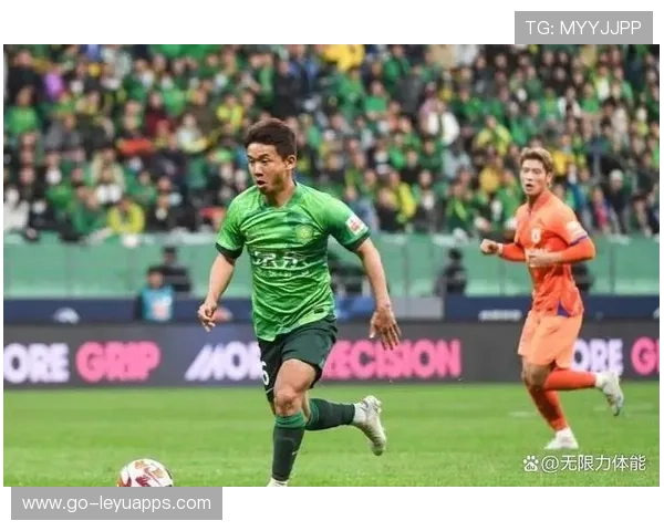 转会揭秘：老将回归国内联赛引发媒体与球迷热议，老将复出